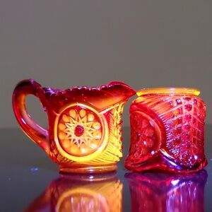 2pc Set Glowing L.E. Smith Glass Co. 2" Amberina Mini Sugar & Creamer Set